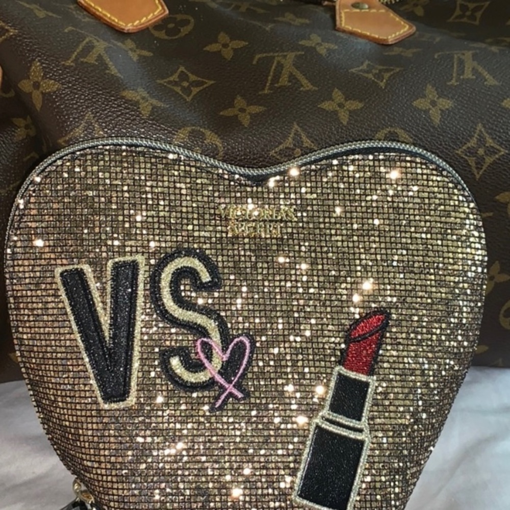 VICTORIA’S SECRET MAKEUP / MULTI-USE BAG